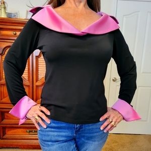 Vintage top with satin trim. Black with satin pink trim. Size medium